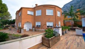 Villa en venta en el Montgó de Denia_Piscina