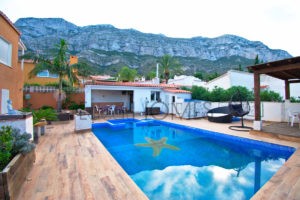 Villa en venta en el Montgó de Denia_Piscina