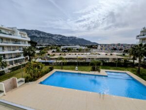 PXL 20260407 1452590802