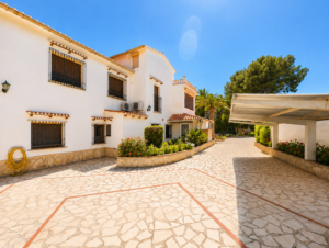 planta baja de villa mediterranea 24