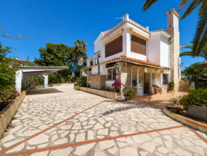 planta baja de villa mediterranea 26