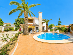planta baja de villa mediterranea 41