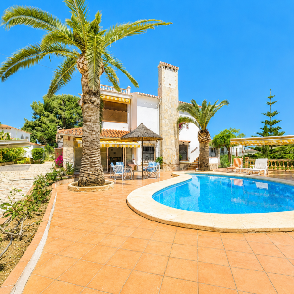 planta baja de villa mediterránea (41)